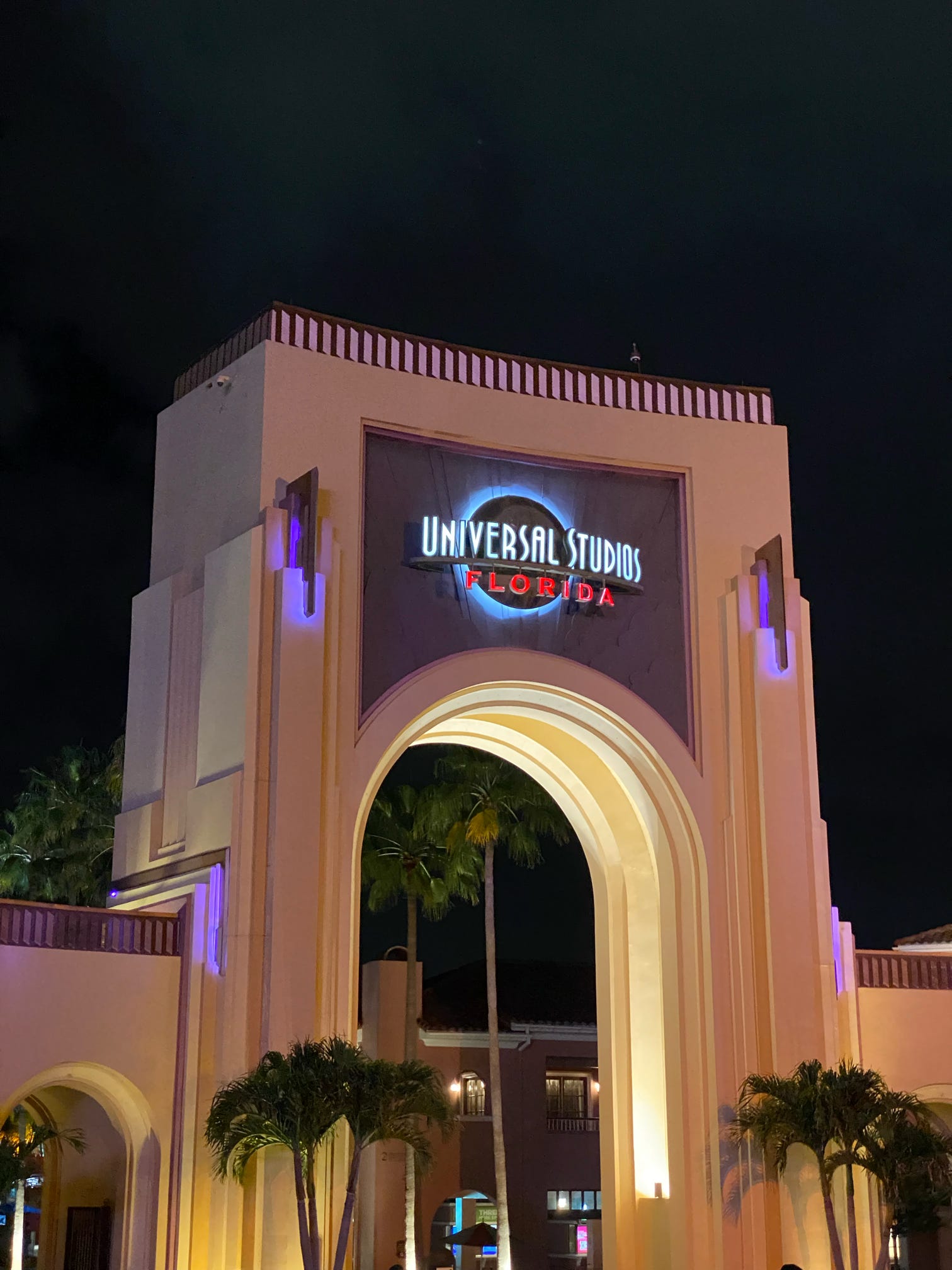 Universal theme park vacation experience